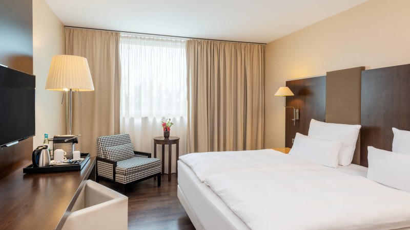Doppelzimmer, © NH Hotel Stuttgart Airport Doppelzimmer, © NH Hotel Stuttgart Airport