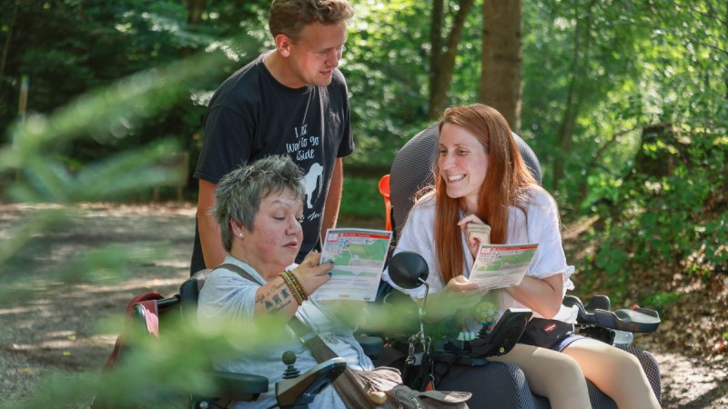 Inklusive Wanderbotschafter:innen - Laufenmühle-Wieslauftal - Barrierefreie Wanderung mit Start in Welzheim Inklusive Wanderbotschafter:innen - Laufenmühle-Wieslauftal - Barrierefreie Wanderung mit Start in Welzheim