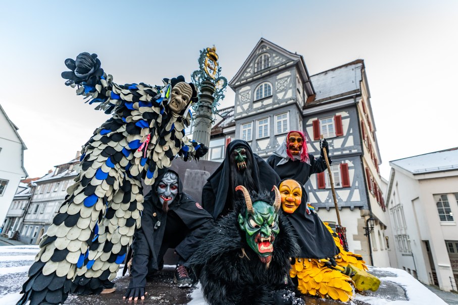 Die Nürtinger Zünfte vor dem Rathaus, © Ralf Just Die Nürtinger Zünfte vor dem Rathaus, © Ralf Just