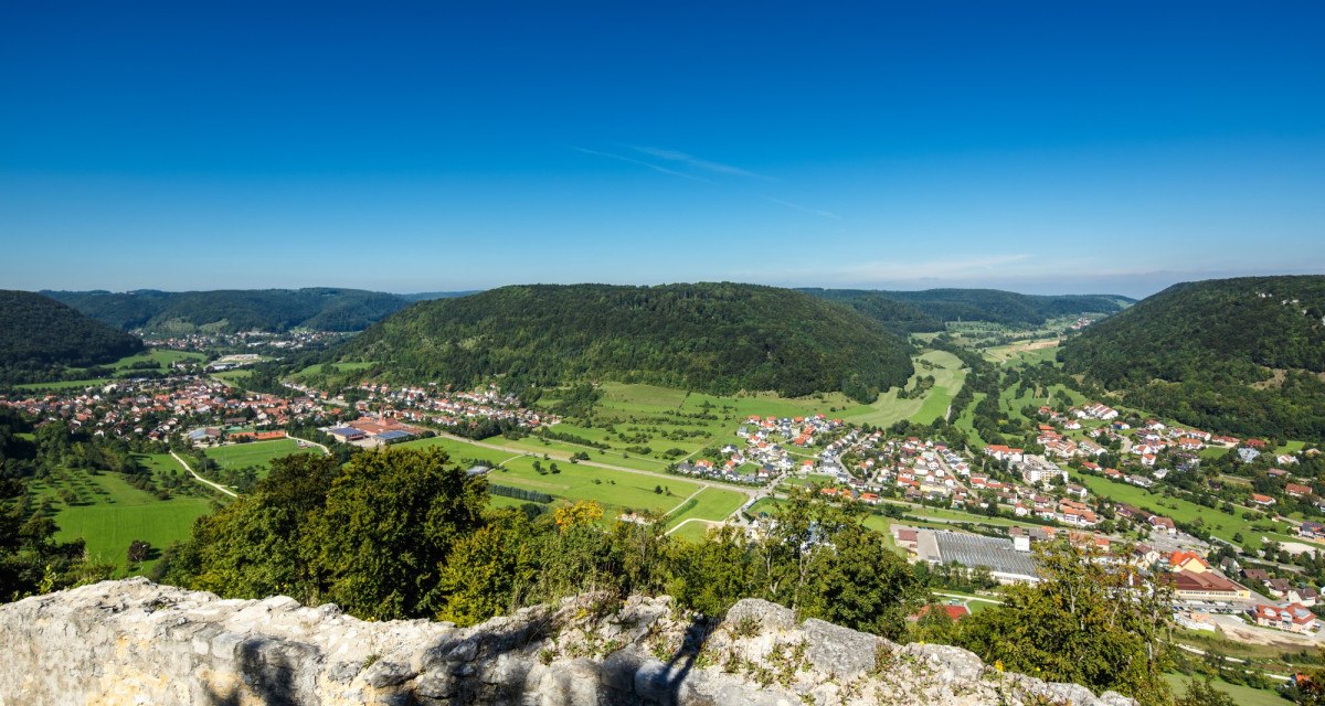Blick von der Hiltenburg auf Bad Ditzenbach, © Landkreis Göppingen