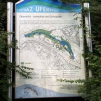 Karte des Echaz-Uferpfads mit umliegenden Straßen und Wegen, umgeben von Pflanzen. Der Lehrpfad verläuft entlang des Echazufers., © Mythos Schwäbische Alb im Landkreis Reutlingen e.V. Karte des Echaz-Uferpfads mit umliegenden Straßen und Wegen, umgeben von Pflanzen. Der Lehrpfad verläuft entlang des Echazufers., © Mythos Schwäbische Alb im Landkreis Reutlingen e.V.