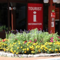 Tourist Information im Kurpark, © Bad Urach Tourismus