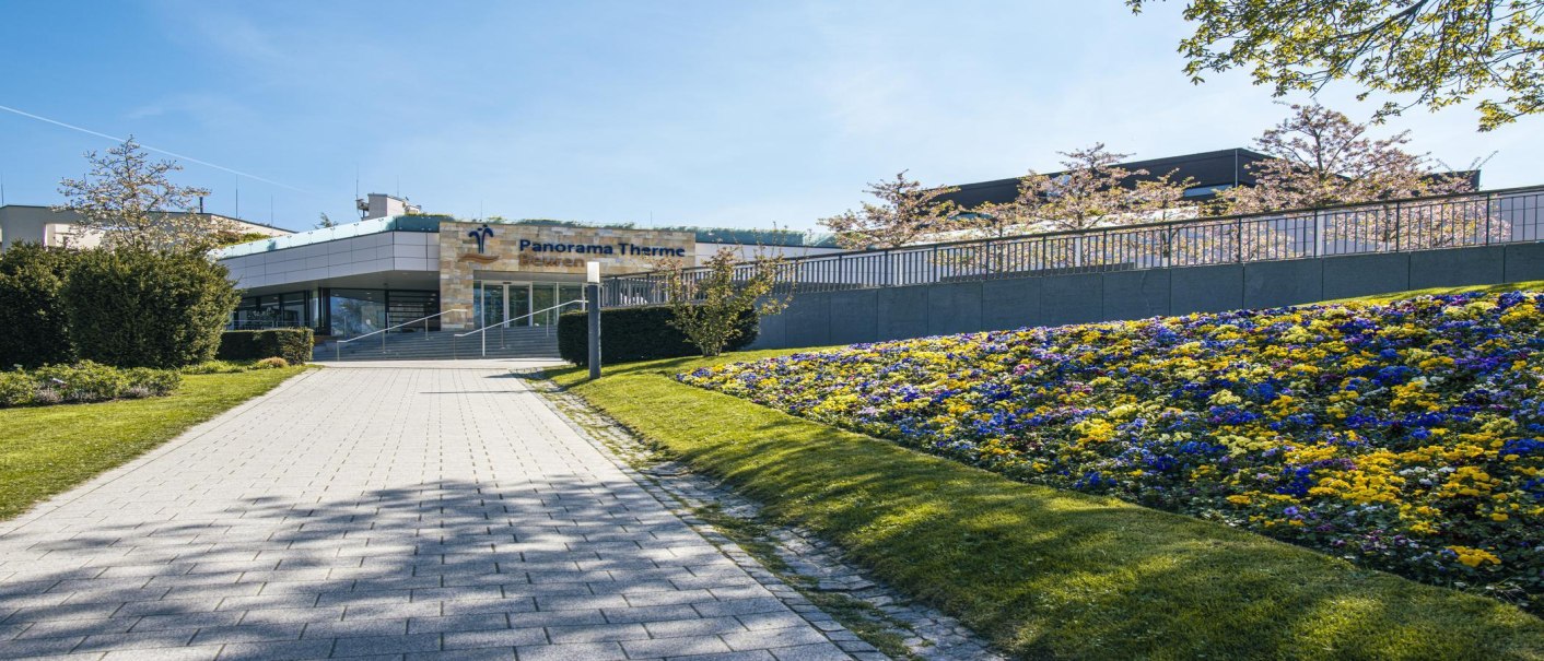 Beuren_Panorama_Therme_2025_003_c_SMG_Sarah_Schmid, © SMG Stuttgart Marketing GmbH - Sarah Schmid