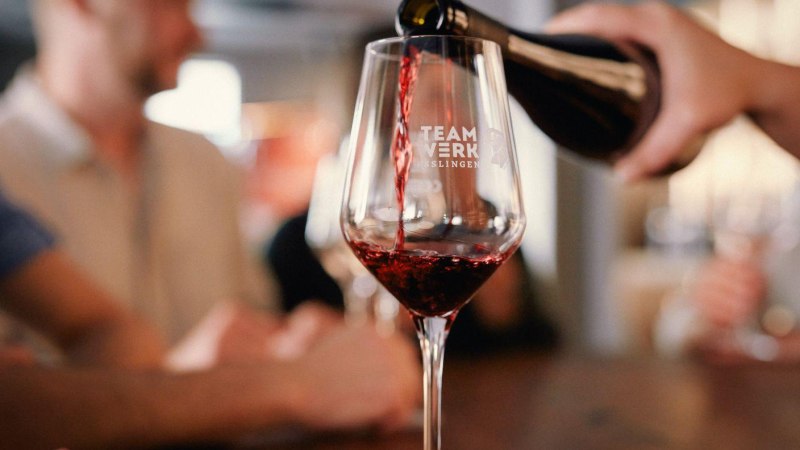 Wine Tasting, © © Peter Bender Wine Tasting, © © Peter Bender