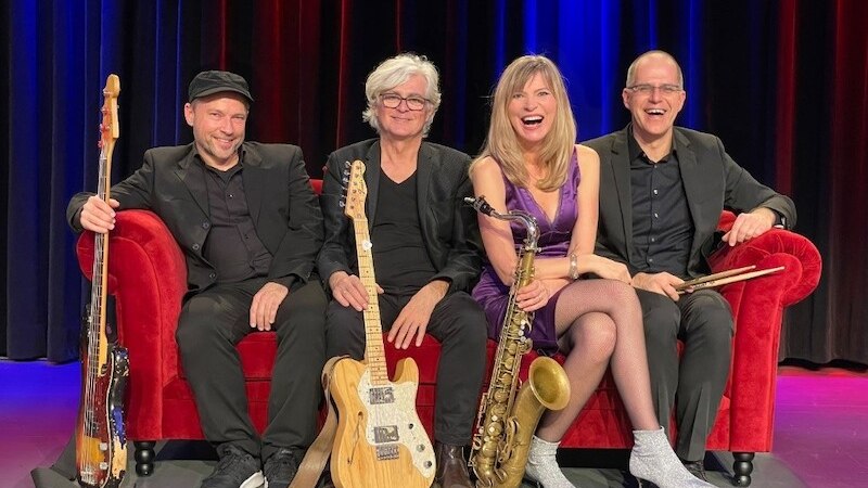Ruth Sabadino & Band, feat. Werner Acker: „Nobody’s Perfect“, © Christoph Sabadino Ruth Sabadino & Band, feat. Werner Acker: „Nobody’s Perfect“, © Christoph Sabadino