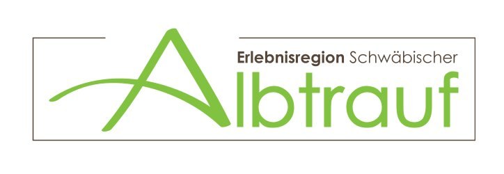 Logo der Erlebnisregion Schwäbischer Albtrauf mit grünem Schriftzug und stilisiertem 'A'., © Erlebnisregion Schwäbischer Albtrauf e.V.