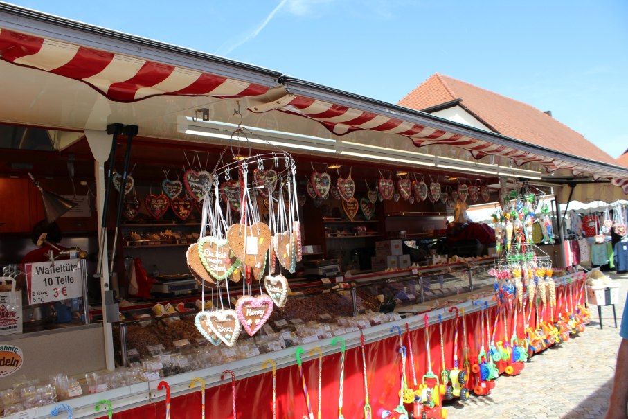 Krämermarkt in Metzingen, © CC BY-NC-SA Krämermarkt in Metzingen, © CC BY-NC-SA