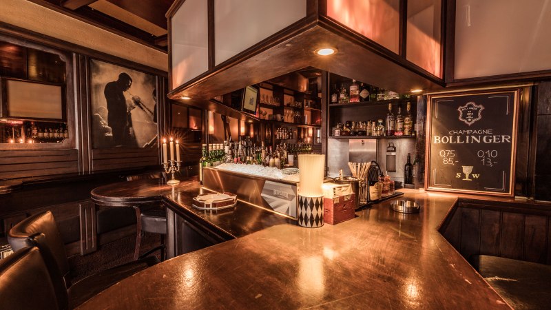 Schwarz-Weiss-Bar Stuttgart, © Get MADE Schwarz-Weiss-Bar Stuttgart, © Get MADE