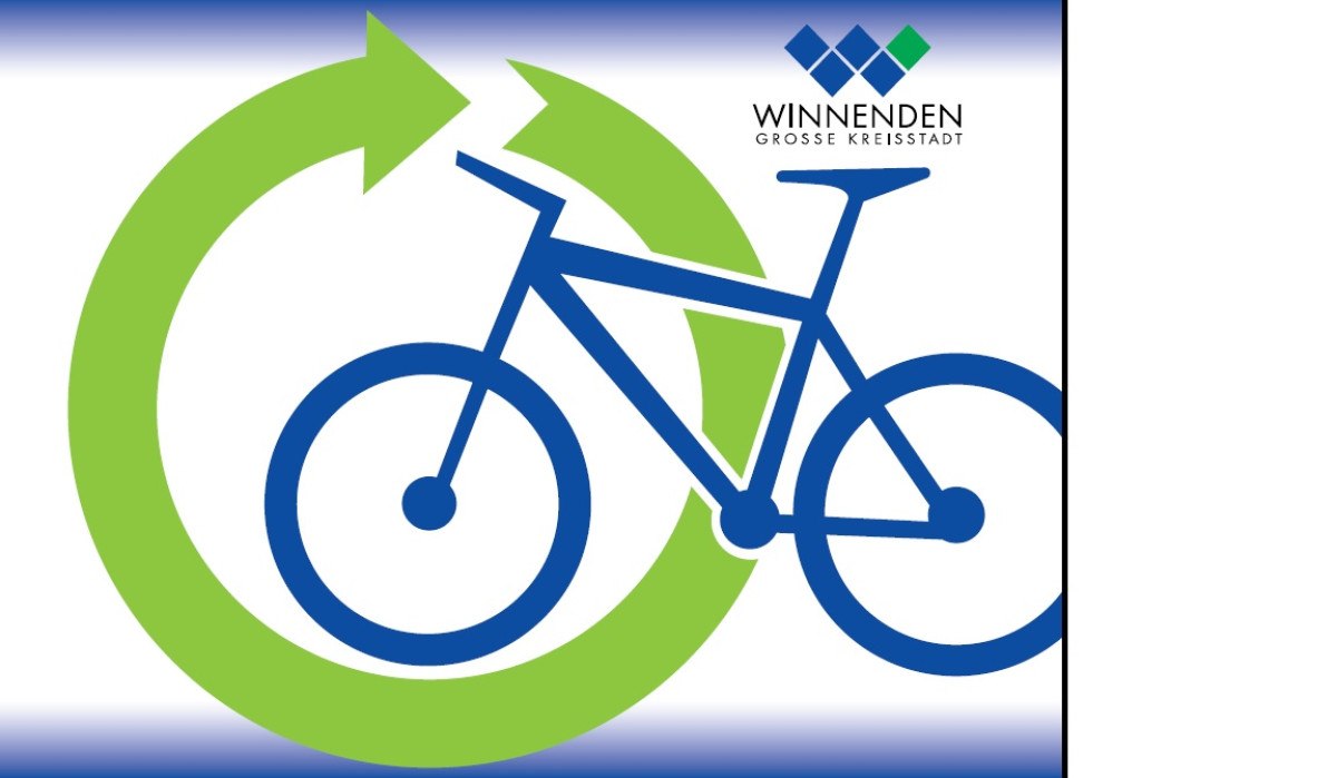 Logo der Radtour Winnenden: Ein blaues Fahrrad mit grünem Pfeil, umgeben von Text 'Radtour Winnenden' und '...durch alle Stadtteile'. Stadtlogo oben rechts., © Winnenden - Stuttgart-Marketing GmbH Logo der Radtour Winnenden: Ein blaues Fahrrad mit grünem Pfeil, umgeben von Text 'Radtour Winnenden' und '...durch alle Stadtteile'. Stadtlogo oben rechts., © Winnenden - Stuttgart-Marketing GmbH
