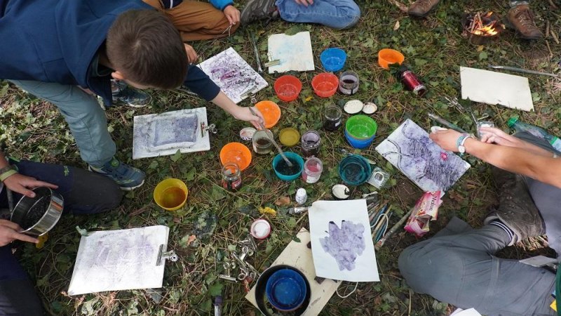 Herbstferienworkshop: Herbstmagie mit Eco-Printing ab 10 Jahren in Ludwigsburg, © Kunstschule Labyrinth Herbstferienworkshop: Herbstmagie mit Eco-Printing ab 10 Jahren in Ludwigsburg, © Kunstschule Labyrinth