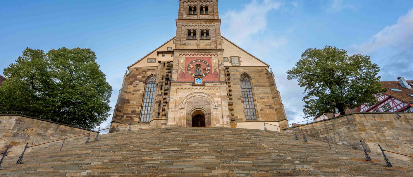 Blick auf die Kirche St. Michael und die 53 Treppenstufen, &copy; Michael Kuehneisen