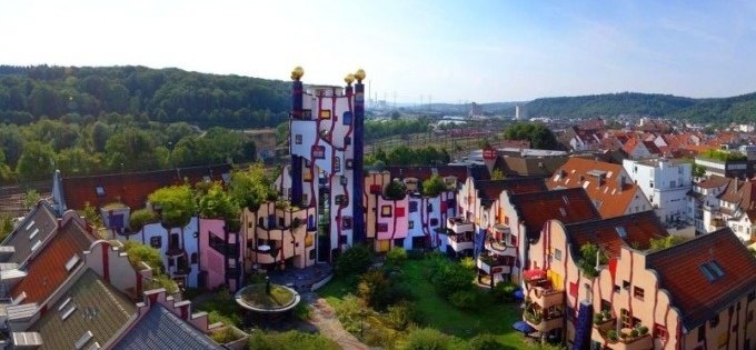 Hundertwasser-Führung "Wohnen unterm Regenturm