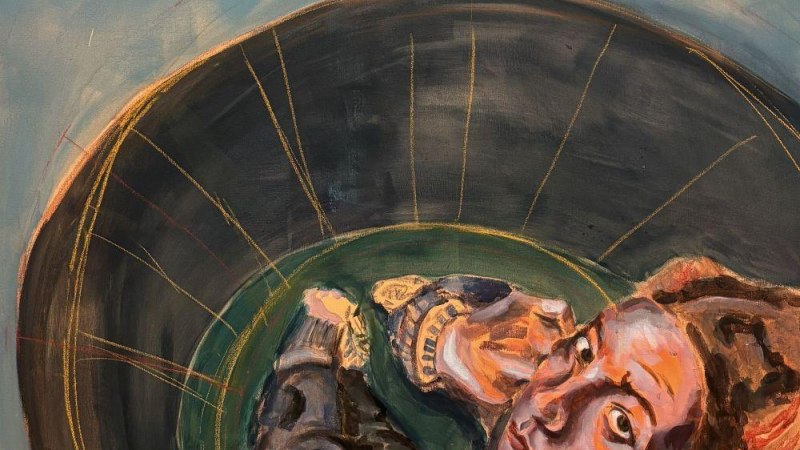Ein Gem&auml;lde zeigt eine Person, die aus einer kreisf&ouml;rmigen Perspektive nach oben blickt. Die Farben sind lebendig und die Darstellung wirkt dynamisch., &copy; Kunstzentrum Karlskaserne