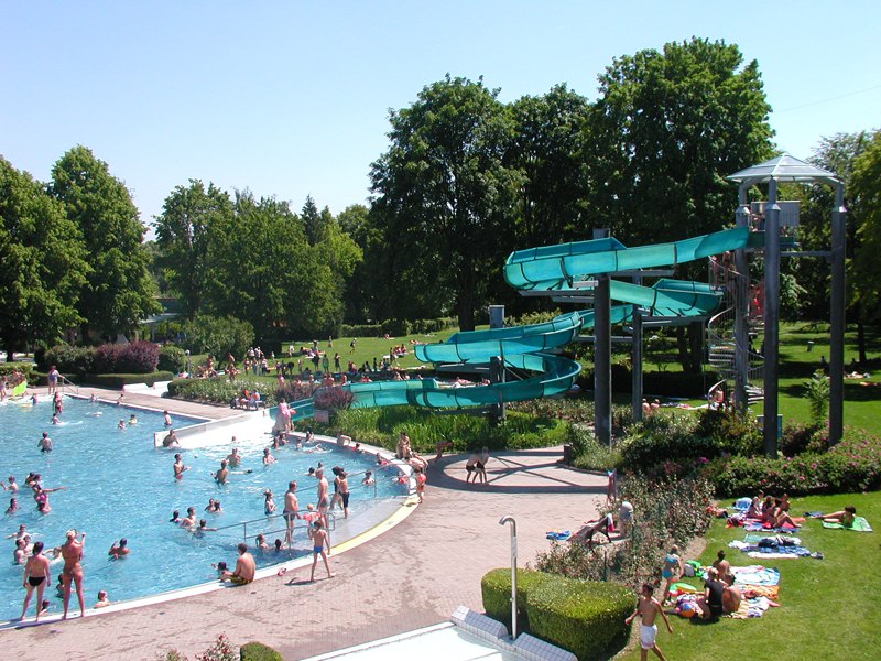 Das Mineralfreibad Bönnigheim, © Stadtwerke Bönnigheim