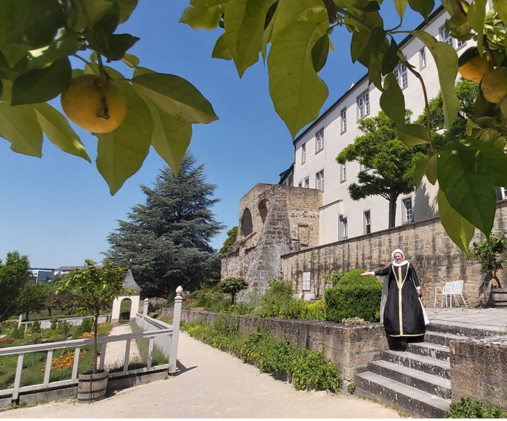 (c) Stadtmarketing Leonberg_Herzogin Sibylla lädt in den Pomeranzengarten_Ausschnitt, © Stadtmarketing Leonberg