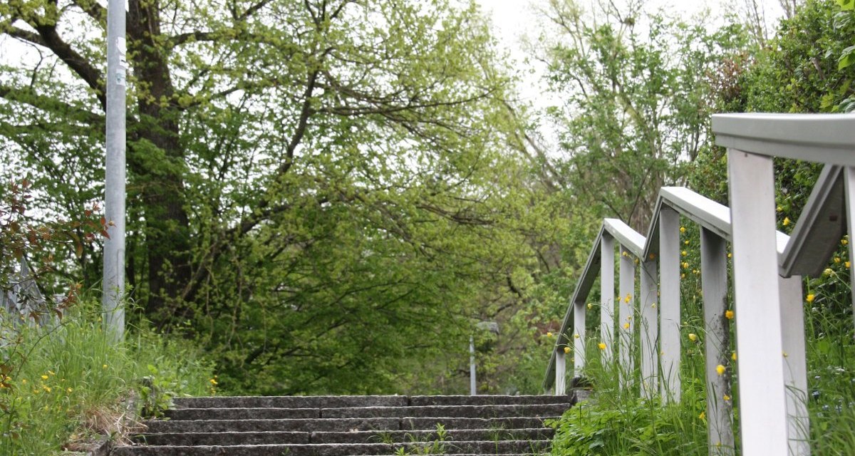 Steile Staffeln f&uuml;hren bergauf zum Hardt, &copy; Touristik und Marketing GmbH Schw&auml;bisch Gm&uuml;nd