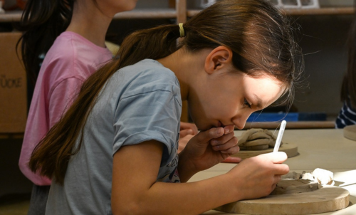 Workshop: Eine Schneeeule aus Ton f&uuml;r Kinder ab 6 Jahren in Ludwigsburg, &copy; Kunstschule Labyrinth