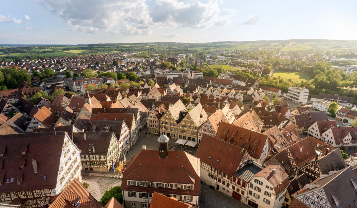 Aussicht vom Stiftskirchenturm von der Balustrade des Glockenmuseums, &copy; Natur.Nah. Sch&ouml;nbuch & Heckeng&auml;u