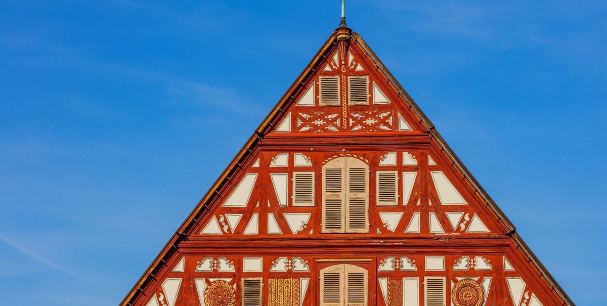 Imposantes Fachwerkgeb&auml;ude am Marktplatz, &copy; Jarek Ciesla