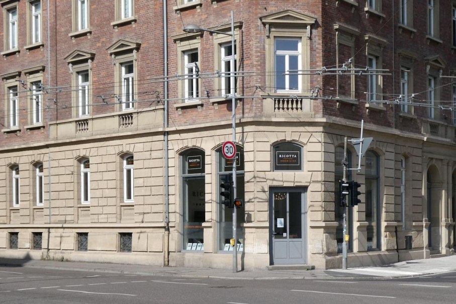 Blick auf eine Straßenfassade eines Kulturdenkmals, © Denkmalschutz