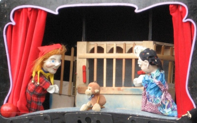 Frau Krimskrams und der Affe, © Prinzessin Gisela Theater