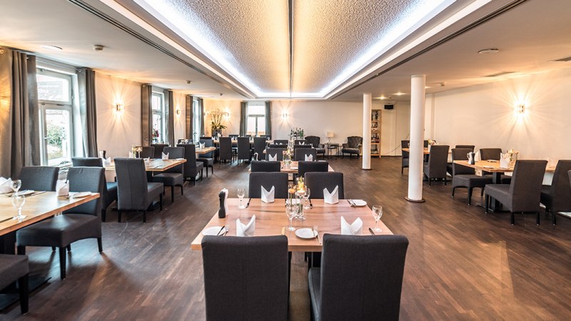 Restaurant Ochsen Neuhausen, © pierrepolak.de Restaurant Ochsen Neuhausen, © pierrepolak.de