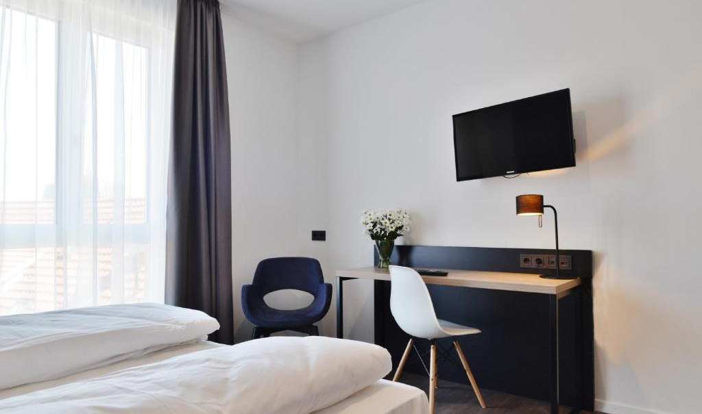 Doppelzimmer, &copy; Hayta Hotel Filderstadt
