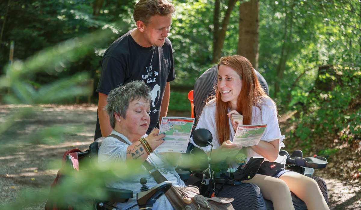 Inklusive Wanderbotschafter:innen - Laufenmühle-Wieslauftal - Barrierefreie Wanderung mit Start in Welzheim Inklusive Wanderbotschafter:innen - Laufenmühle-Wieslauftal - Barrierefreie Wanderung mit Start in Welzheim