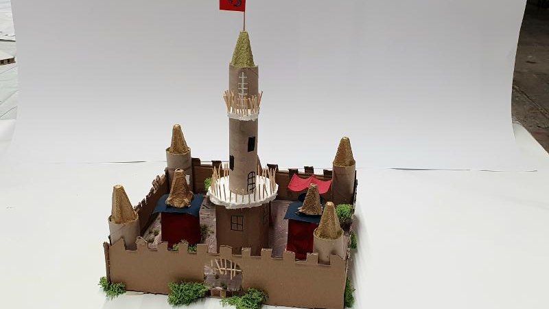 Ferienworkshop: Wir bauen eine Burg, © Kunstschule Labyrinth
