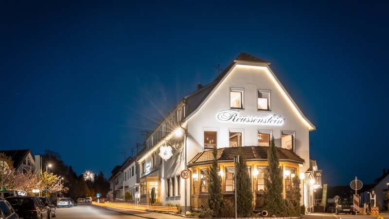 Hotel-Restaurant Reussenstein, © Hotel Restaurant Zum Reussentein Fam. Böckle GmbH Hotel-Restaurant Reussenstein, © Hotel Restaurant Zum Reussentein Fam. Böckle GmbH