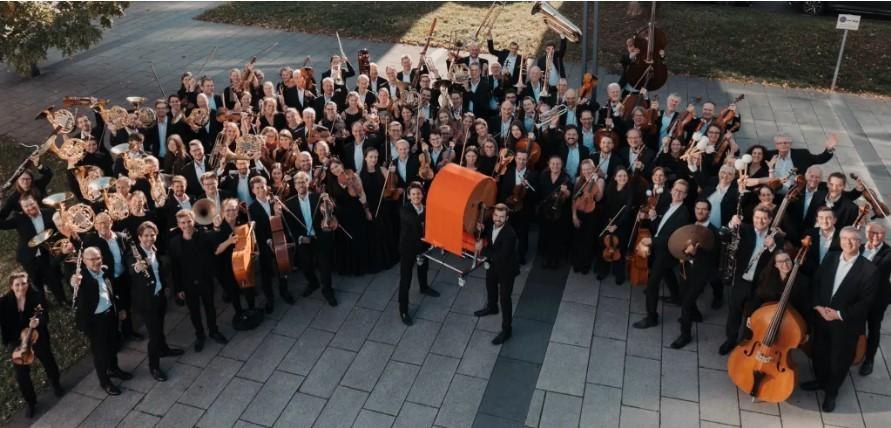 Die Süddeutsche Philharmonie Böblingen (2024), © Süddeutsche Philharmonie Böblingen Die Süddeutsche Philharmonie Böblingen (2024), © Süddeutsche Philharmonie Böblingen