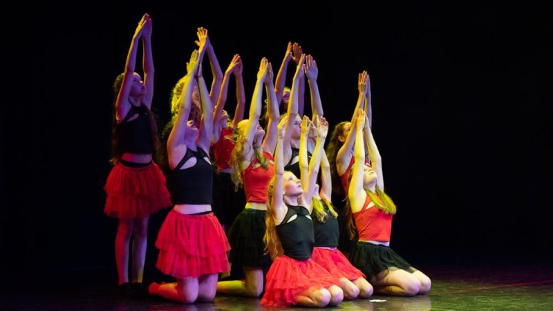 Osterferienworkshop: Contemporary Dance für Kinder und Jugendliche von 10-14 Jahren in Ludwigsburg, © Kunstschule Labyrinth Osterferienworkshop: Contemporary Dance für Kinder und Jugendliche von 10-14 Jahren in Ludwigsburg, © Kunstschule Labyrinth