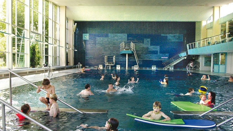 Gartenhallenbad Leinfelden-Echterdingen, &copy; Stadt Leinfelden