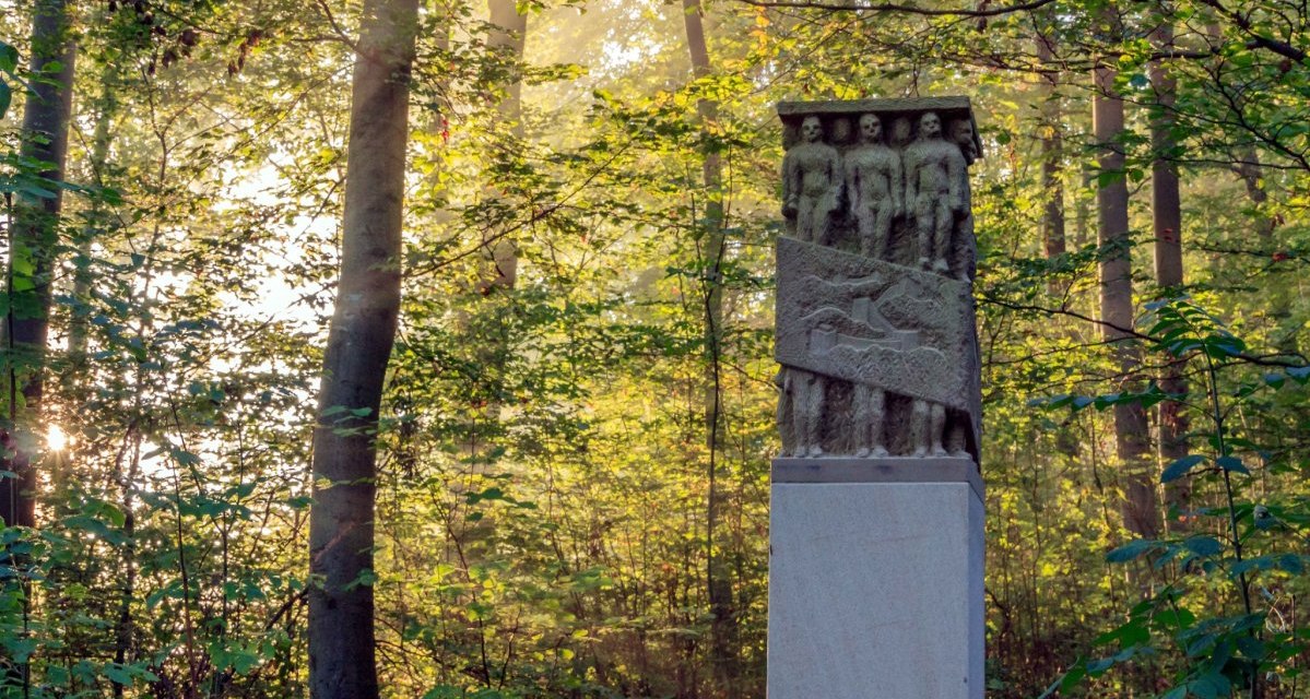 Skulptur am Zugangsweg zur Mitte von BW, &copy; Schw&auml;bischer Albverein, Ortsgruppe B&ouml;blingen