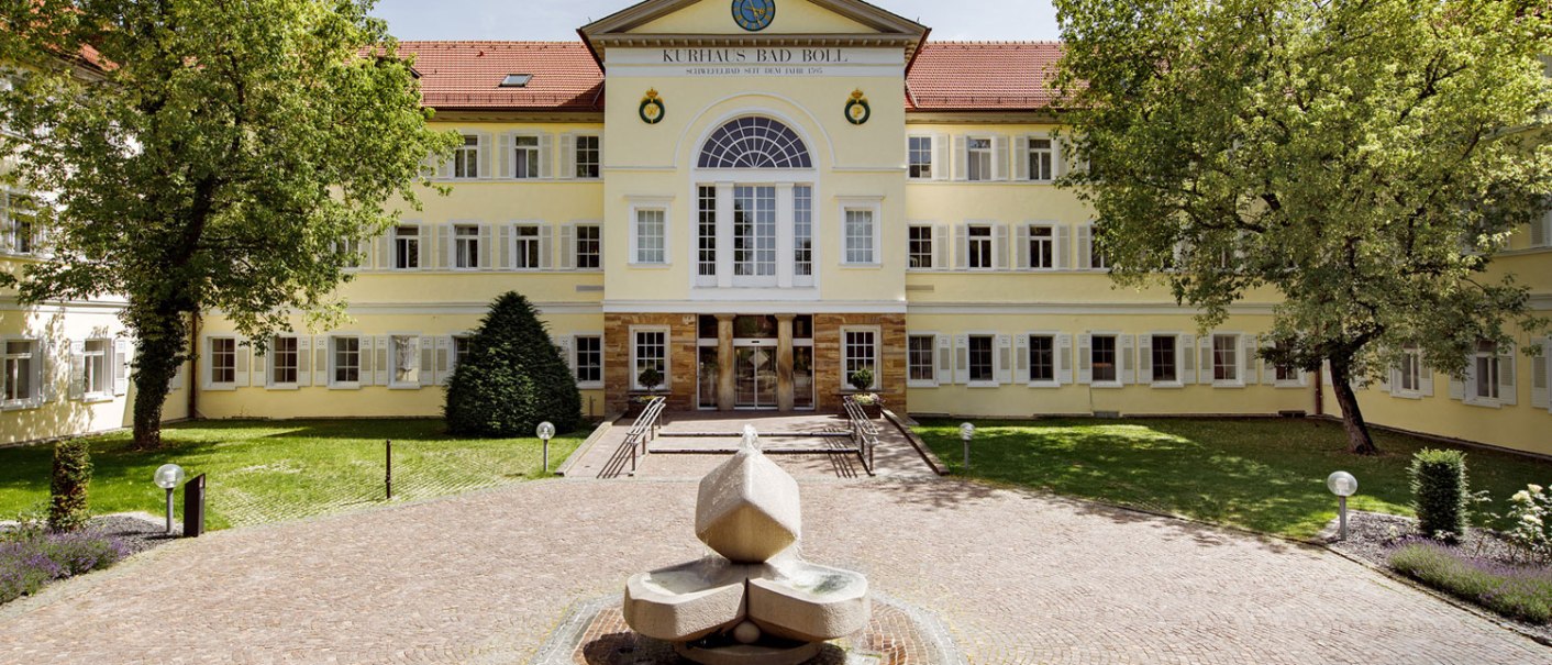 Au&szlig;enansicht Kurhaus Bad Boll, &copy; Bad Boll