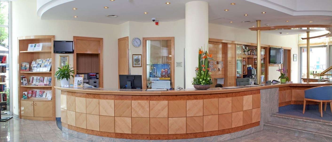 Rezeption, © Hotel Schwanen Stuttgart-Airport/Messe Rezeption, © Hotel Schwanen Stuttgart-Airport/Messe