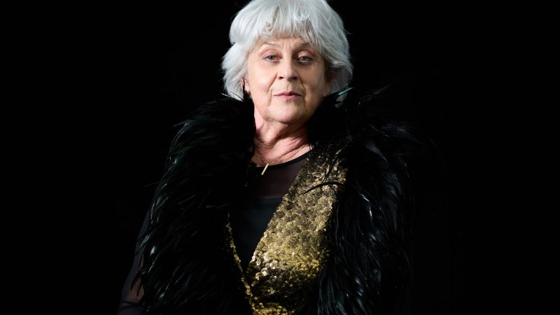 "Der Besuch der alten Dame" – Schauspiel von Friedrich Dürrenmatt "Der Besuch der alten Dame" – Schauspiel von Friedrich Dürrenmatt